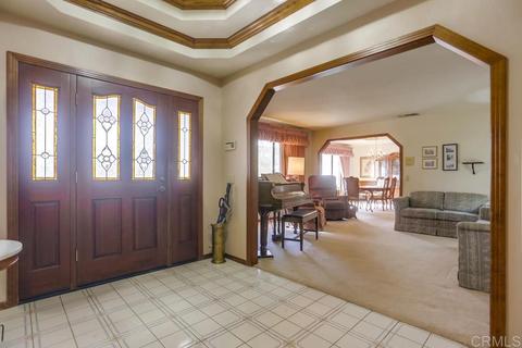 1444 Sycamore Dr, Fallbrook, CA 92028 photo 4