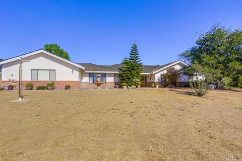 1444 Sycamore Dr, Fallbrook, CA 92028 photo 1