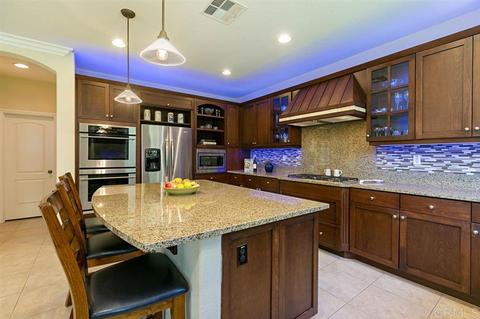 6246 Topiary, Carlsbad, CA 92009 photo 8
