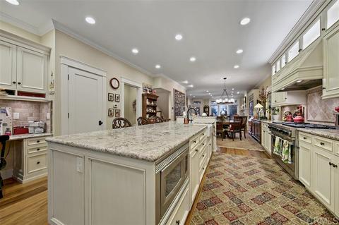 825 I Ave, Coronado, CA 92118 photo 10