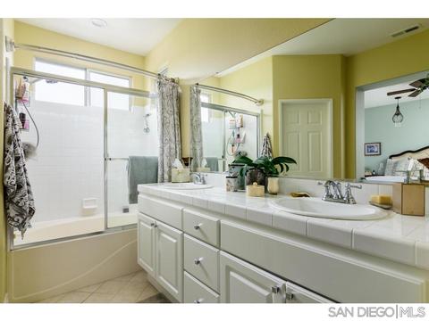 1174 Cambria Way, Encinitas, CA 92024 photo 16