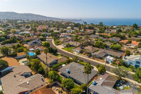 8841 Nottingham Pl, La Jolla, CA 92037 photo 1