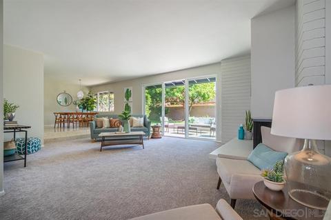 8841 Nottingham Pl, La Jolla, CA 92037 photo 6