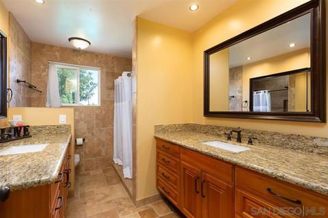 5480 Los Robles, Carlsbad, CA 92008 photo 12