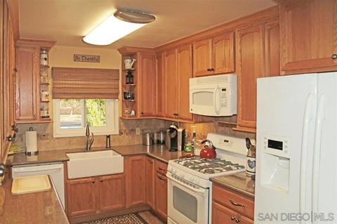 9244 Ruffin Rd, Santee, CA 92071 photo 3