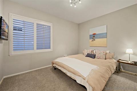 8172 Gilman Ct, La Jolla, CA 92037 photo 18