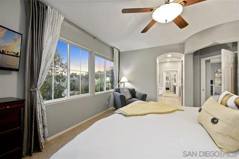 8172 Gilman Ct, La Jolla, CA 92037 photo 14