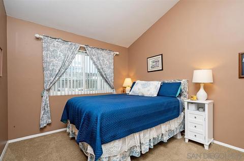 10047 Canyonview Ct, Spring Valley, CA 91977 photo 14