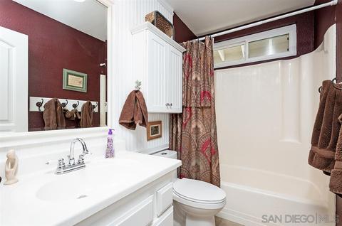 10047 Canyonview Ct, Spring Valley, CA 91977 photo 15