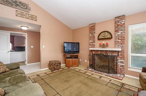 10047 Canyonview Ct, Spring Valley, CA 91977 photo 5