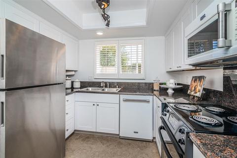 3828 Rosemary Way, Oceanside, CA 92057 photo 9