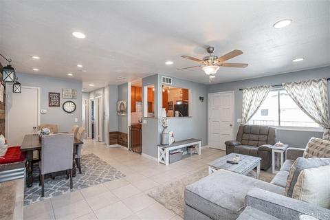 12116 Wintergreen Dr #4, Lakeside, CA 92040 photo 3