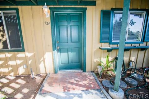 726 Chestnut, Escondido, CA 92025 photo 2