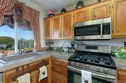 388 Rimhurst, Oceanside, CA 92058 photo 10