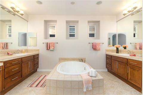 7609 Seattle Dr, La Mesa, CA 91941 photo 13