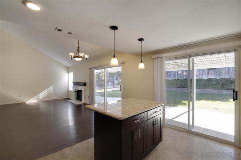 326 Holiday Way, Oceanside, CA 92057 photo 10