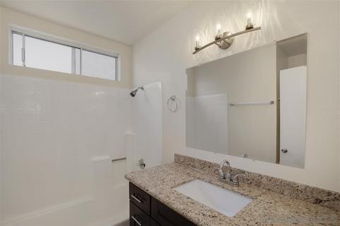 326 Holiday Way, Oceanside, CA 92057 photo 18
