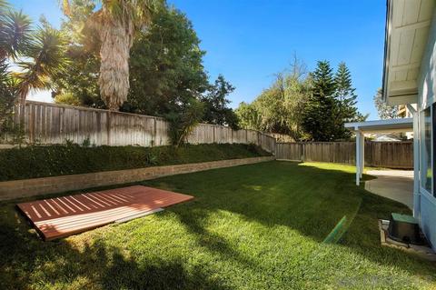 326 Holiday Way, Oceanside, CA 92057 photo 22