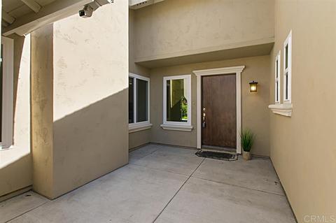 1474 Temple Heights Dr, Oceanside, CA 92056 photo 2