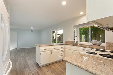 1474 Temple Heights Dr, Oceanside, CA 92056 photo 8