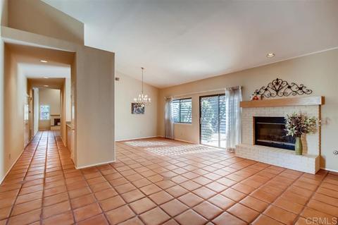 2099 Roberts Pl, Escondido, CA 92029 photo 4