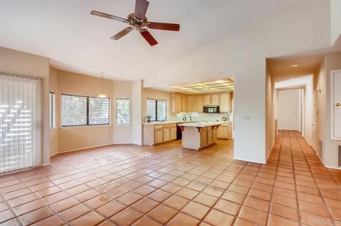 2099 Roberts Pl, Escondido, CA 92029 photo 12