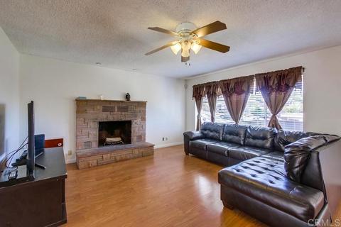 206 Casper Ln, Vista, CA 92084 photo 6