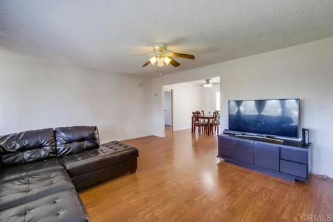 206 Casper Ln, Vista, CA 92084 photo 7