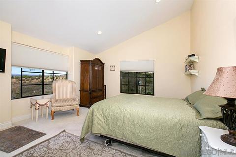 1472 Chariot Ct, Bonsall, CA 92003 photo 17