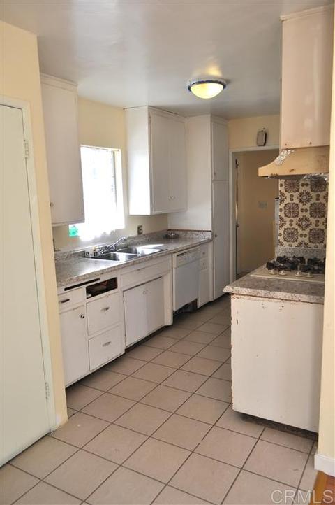 818 N Cedar St, Escondido, CA 92026 photo 8