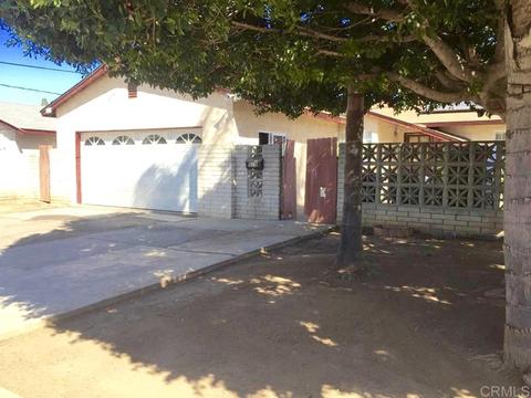 818 N Cedar St, Escondido, CA 92026 photo 3
