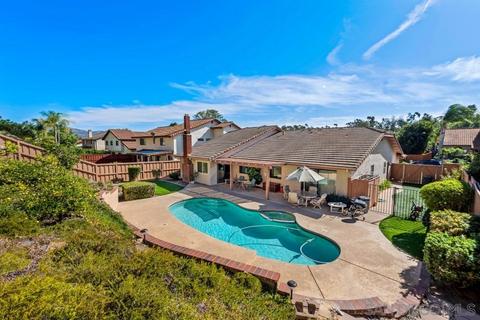 12742 Triumph Dr, Poway, CA 92064 photo 2