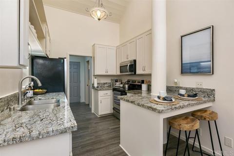365 Ocean View Ave, Encinitas, CA 92024 photo 8