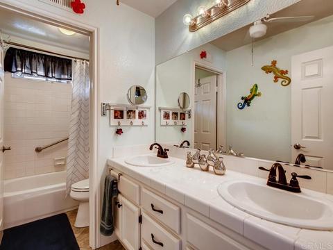 4919 Overlook Dr, Oceanside, CA 92057 photo 19