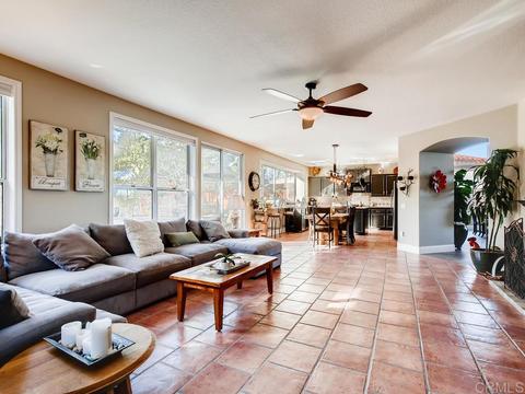 4919 Overlook Dr, Oceanside, CA 92057 photo 9