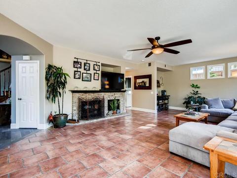 4919 Overlook Dr, Oceanside, CA 92057 photo 10