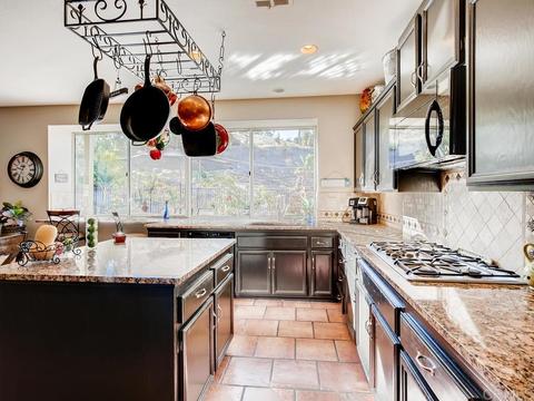 4919 Overlook Dr, Oceanside, CA 92057 photo 4