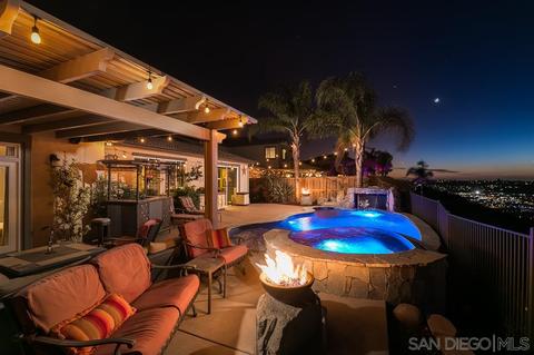 5126 Sevilla St, Santee, CA 92071 photo 2