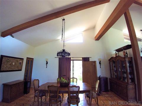 1636 Macadamia Dr, Fallbrook, CA 92028 photo 9