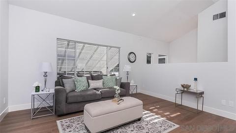 535 Valley Dr, Vista, CA 92084 photo 4