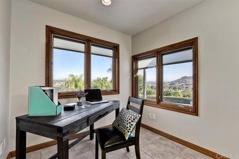 3151 Mount Whitney Rd, Escondido, CA 92029 photo 9