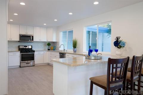 8824 Arrowhead Ct, Santee, CA 92071 photo 7