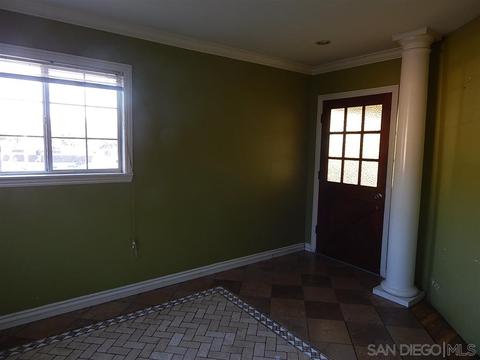 1927 Glenridge Rd, Escondido, CA 92027 photo 2