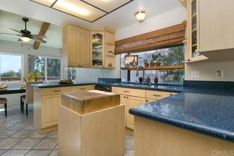 443 Windyridge Gln, Escondido, CA 92026 photo 6