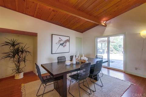 465 Glencrest Dr, Solana Beach, CA 92075 photo 3