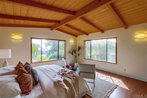 465 Glencrest Dr, Solana Beach, CA 92075 photo 6