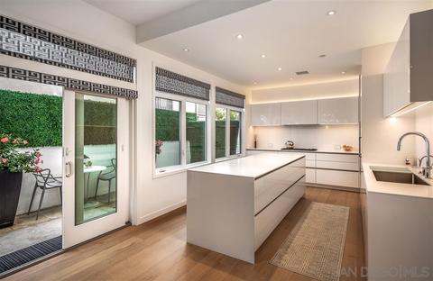 231 Coast Blvd, La Jolla, CA 92037 photo 9