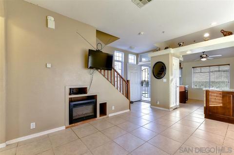 301 Brotherton Gln, Escondido, CA 92025 photo 9