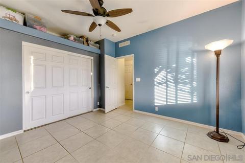 301 Brotherton Gln, Escondido, CA 92025 photo 12