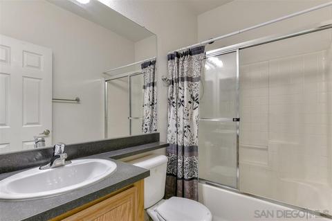 301 Brotherton Gln, Escondido, CA 92025 photo 10